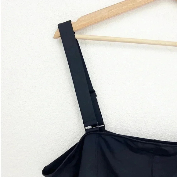 NWT Good American Black Contour Bikini Top, Size 5XL - Picture 4 of 10